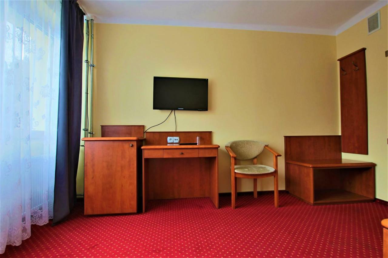 Arkadia Otel Kielce Dış mekan fotoğraf